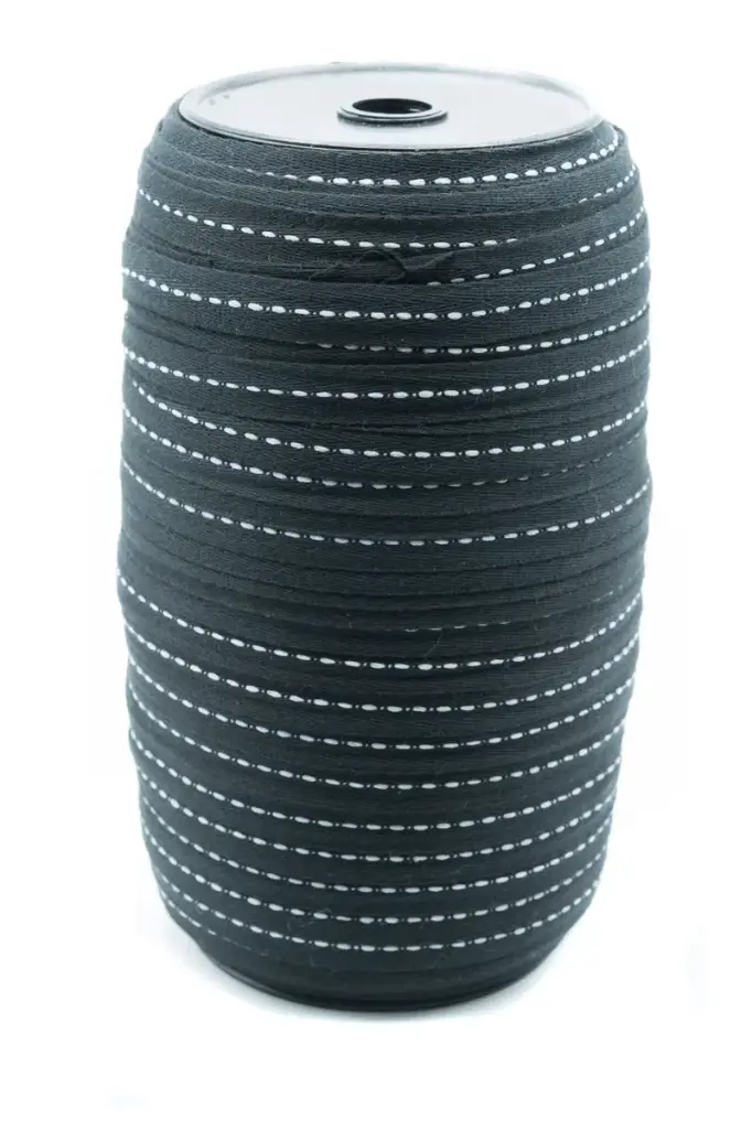 Hiladilla Pespunte10mm X300MTRS (Negro/Blanco)