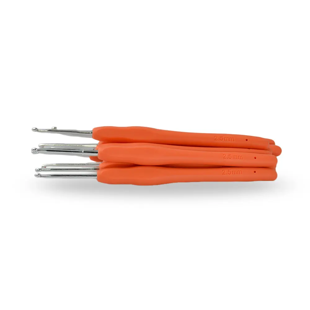 Aguja Crochet Mango Siliconado 2.5mm X 12 UND