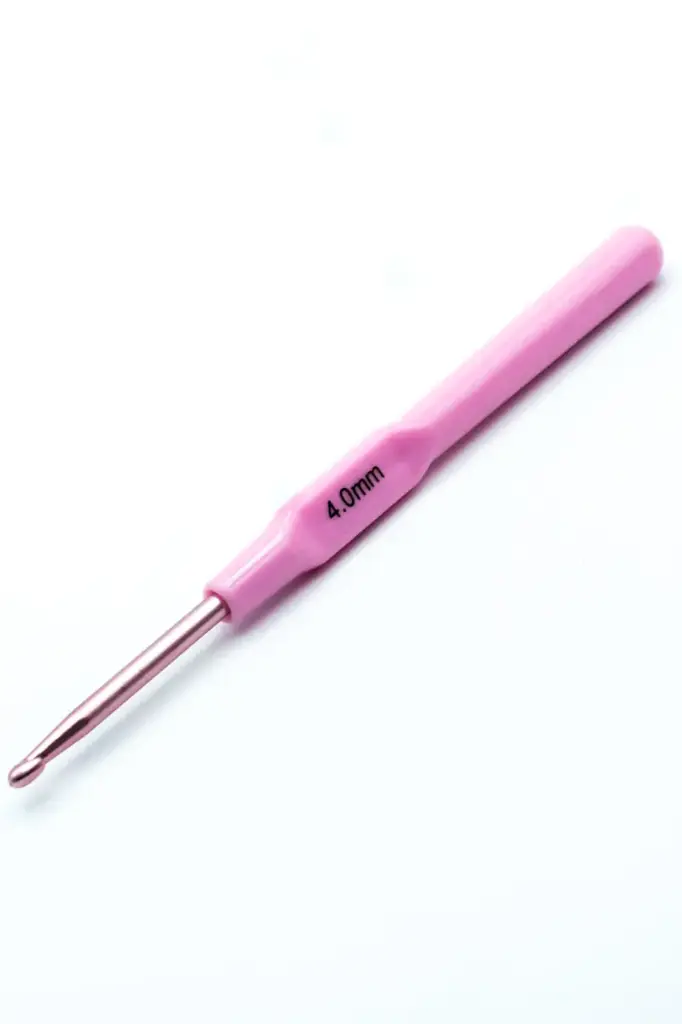 Aguja Crochet Mango Plastico 4.0mm X12Unidades