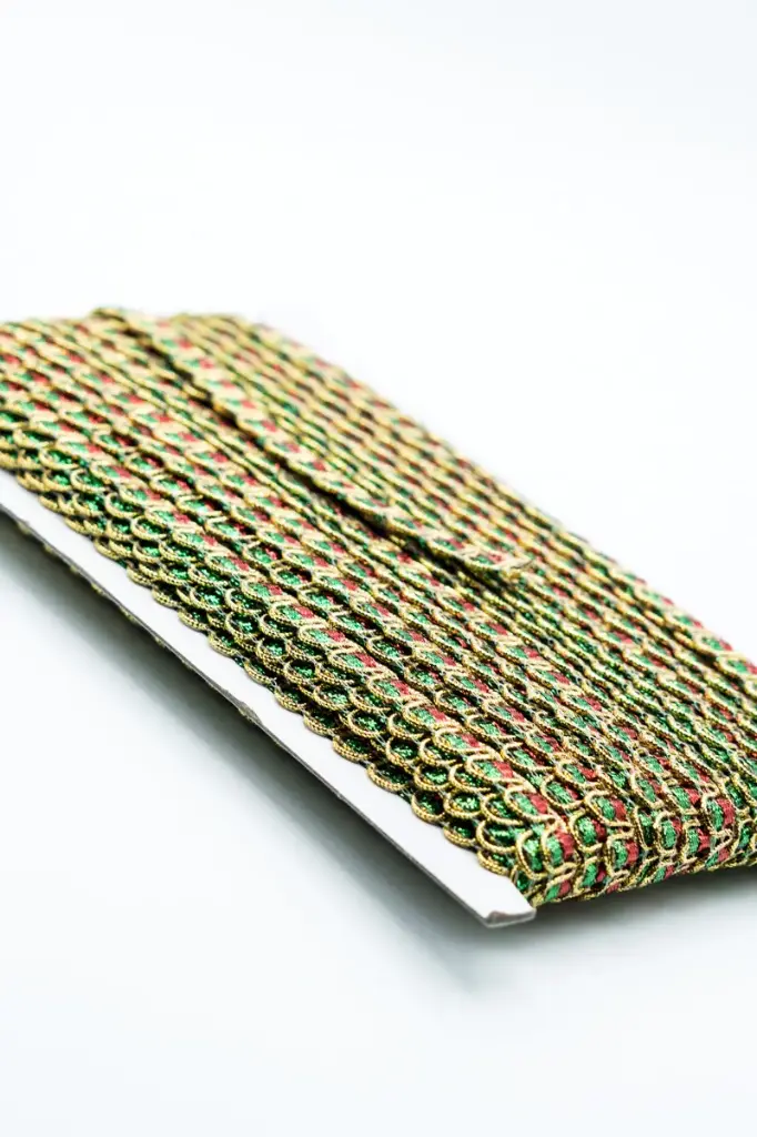 Millare Navideño (7709) 27MTRS